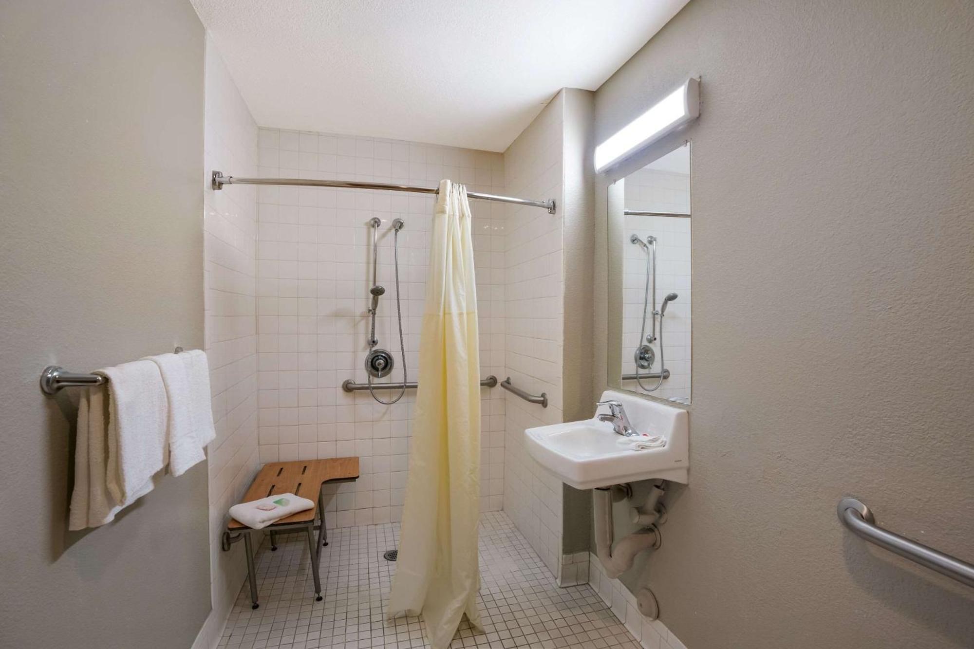 Econo Lodge Вальехо Экстерьер фото